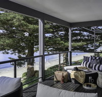 The Seaview - Designer Beachfront House - Rental Cars