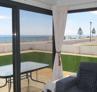 The Somerton Beach Retreat - Rental Cars