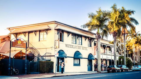 The Waterloo Bay Hotel - Rental Cars 0