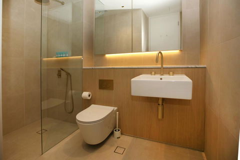 Top Notch 1 Bedroom 201 CALIBRE - Rental Cars 2