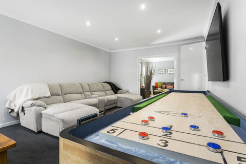 TRANQUIL HAVEN - MOUNT ELIZA - Rental Cars 3