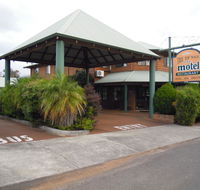 Tree Top Walk Motel - Rental Cars