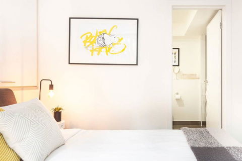 Trendy Loft Near Smith St. With Cosy Courtyard And Parking - Rental Cars 1