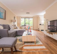True Comfort 3bed2bath APT near Ashfield Station - Rental Cars