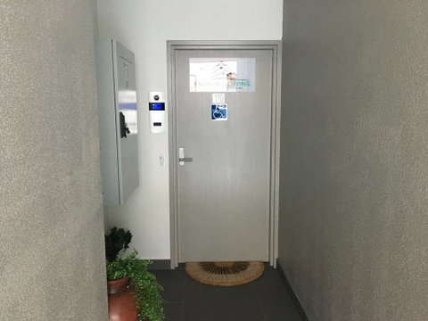 U1 Brunswick Living Brand New Apartment Close To Airport And CBD - Rental Cars 1