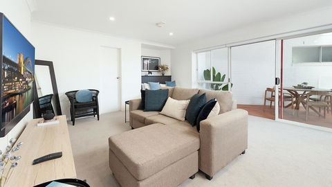 ULTIMATE BONDI LIVING - Rental Cars 0