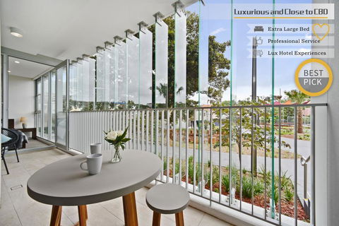 Ultra Modern, Luxurious Apartment In Tranquil Sydney - Rental Cars 2