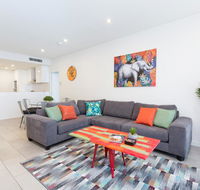 Urban Jungle Executive Apartment in Heart of CBD - Rental Cars