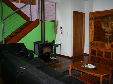 Vainui - Rental Cars 2