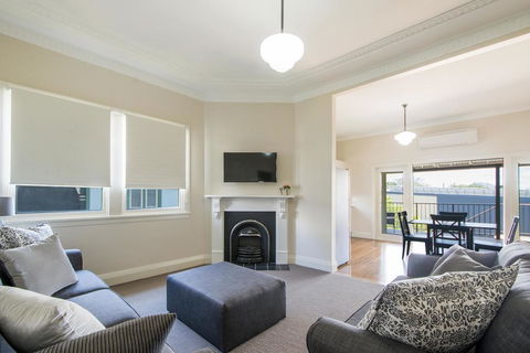 Victoria Street Apartments - Rental Cars 0