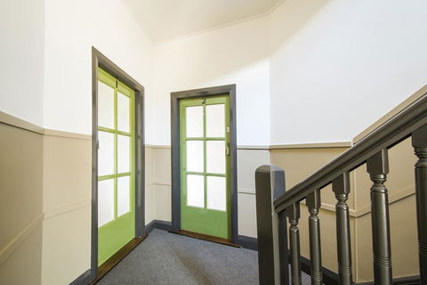 Victoria Street Apartments - Rental Cars 3