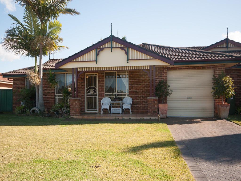 Tea Gardens NSW Rental Cars