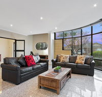 Villa de Marseilles - Melbourne - Rental Cars