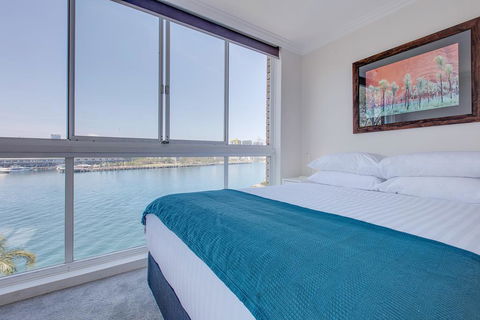 Wake Up To Sydney Harbour - Rental Cars 1