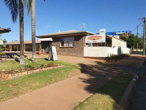 Warrego Motel - Rental Cars 0