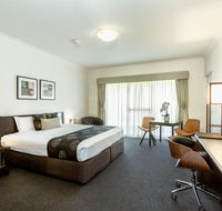 Blazing Stump Motel  Suites - Rental Cars