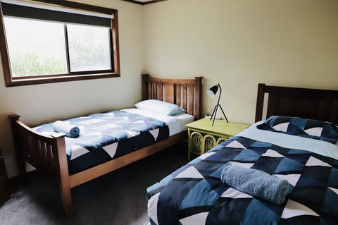 Red Ceder Cottage - Great Ocean Road - Port Campbell - Rental Cars 10