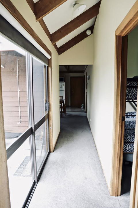 Red Ceder Cottage - Great Ocean Road - Port Campbell - Rental Cars 20