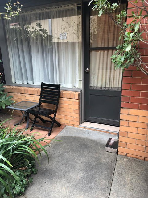 National Hotel Complex Bendigo - Rental Cars 1