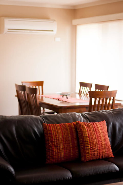 National Hotel Complex Bendigo - Rental Cars 34