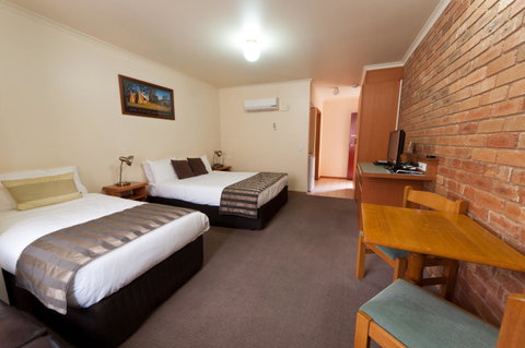 National Hotel Complex Bendigo - Rental Cars 32