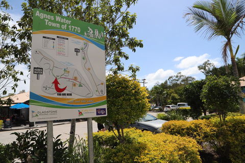 Cool Bananas Backpackers - Rental Cars 13