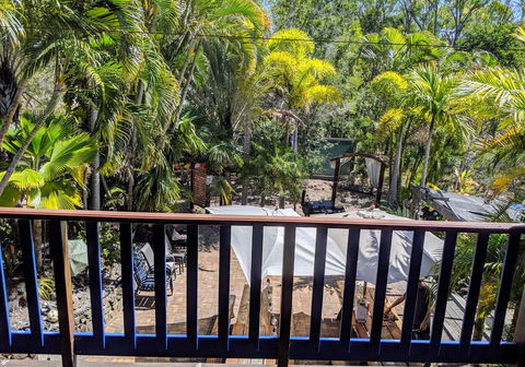 Cool Bananas Backpackers - Rental Cars 4