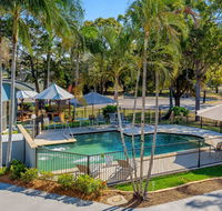 Rainbow Getaway Holiday Apartments - Rental Cars