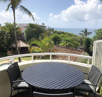 Sunshine Beach Luxe Apartment - Rental Cars