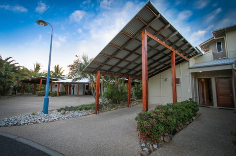 Edge On Beaches Agnes Waters 1770 - Rental Cars 9