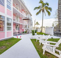 The Pink Hotel Coolangatta - Rental Cars