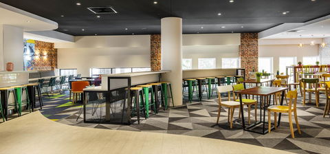 Ibis Styles Brisbane Elizabeth Street - Rental Cars 28