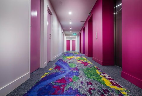 Ibis Styles Brisbane Elizabeth Street - Rental Cars 13