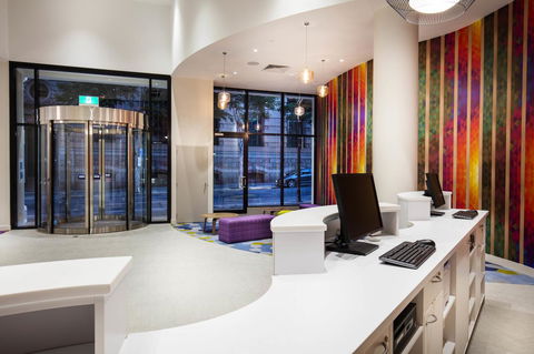 Ibis Styles Brisbane Elizabeth Street - Rental Cars 29