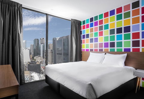 Ibis Styles Brisbane Elizabeth Street - Rental Cars 0