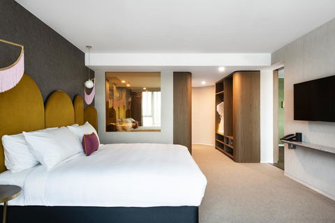 Ovolo The Valley Brisbane - Rental Cars 15