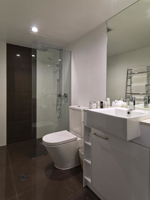 Novotel Surfers Paradise - Rental Cars 41