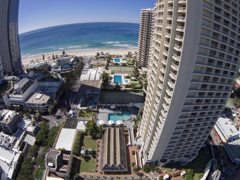 Novotel Surfers Paradise - Rental Cars 7