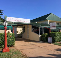 Emerald Central Hotel - Rental Cars