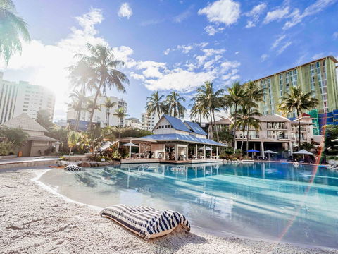Novotel Cairns Oasis Resort - Rental Cars 0