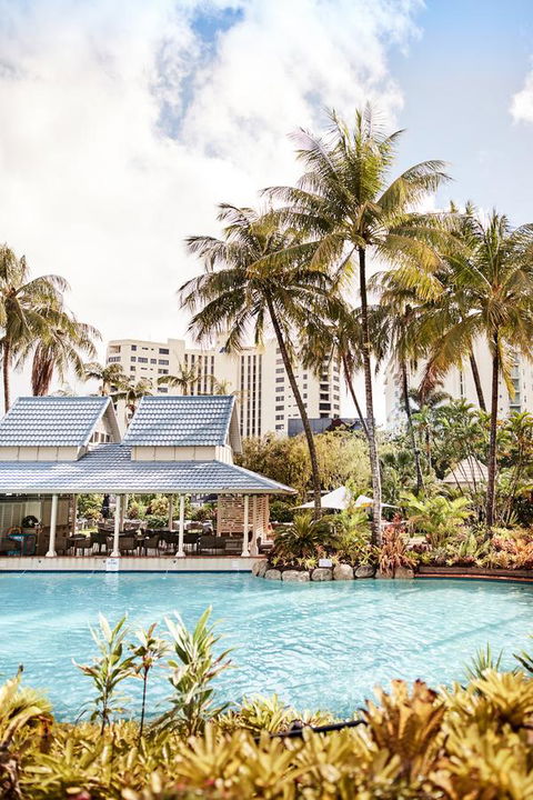 Novotel Cairns Oasis Resort - Rental Cars 4