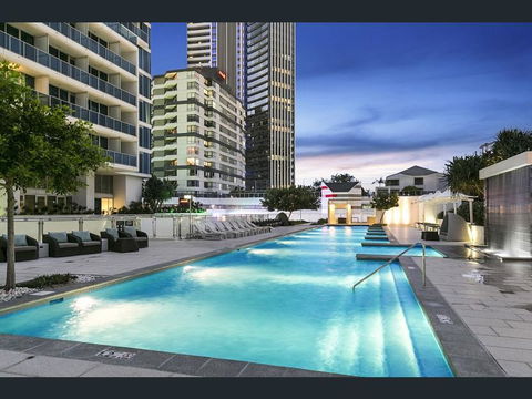 H Star Residences-- Paradise Stayz - Rental Cars 17