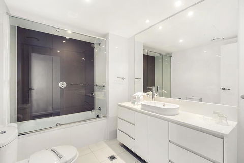 H Star Residences-- Paradise Stayz - Rental Cars 0