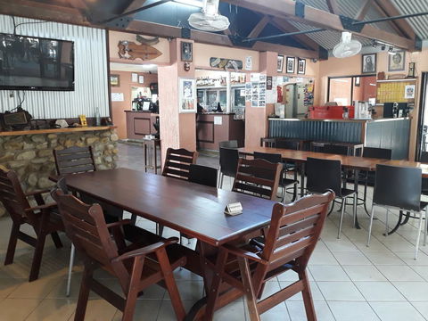 Speewah Country Tavern - Rental Cars 12