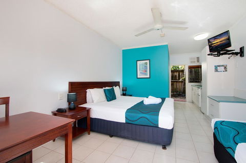 Cairns City Palms - Rental Cars 19