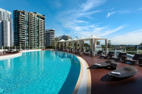 Sofitel Gold Coast Broadbeach - Rental Cars 0
