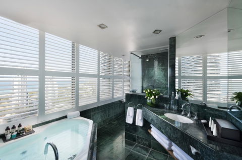 Sofitel Gold Coast Broadbeach - Rental Cars 24