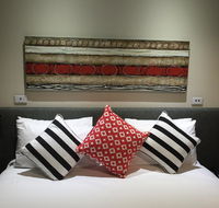 Calamvale Hotel Suites and Conference Centre - Rental Cars