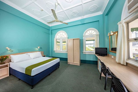 Hides Hotel - Rental Cars 19