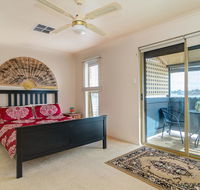 West Lakes Townhouse - Rental Cars